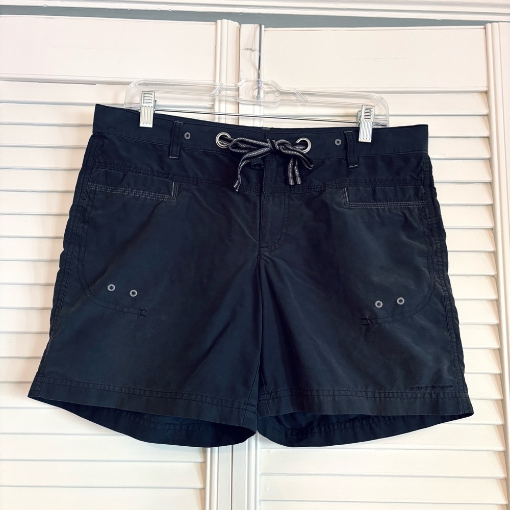 Columbia Omni-Shade Dark Gray Shorts Outdoor Athletic Size Medium M